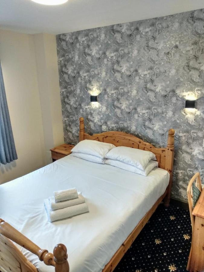 Marine Hotel Buckie Bagian luar foto